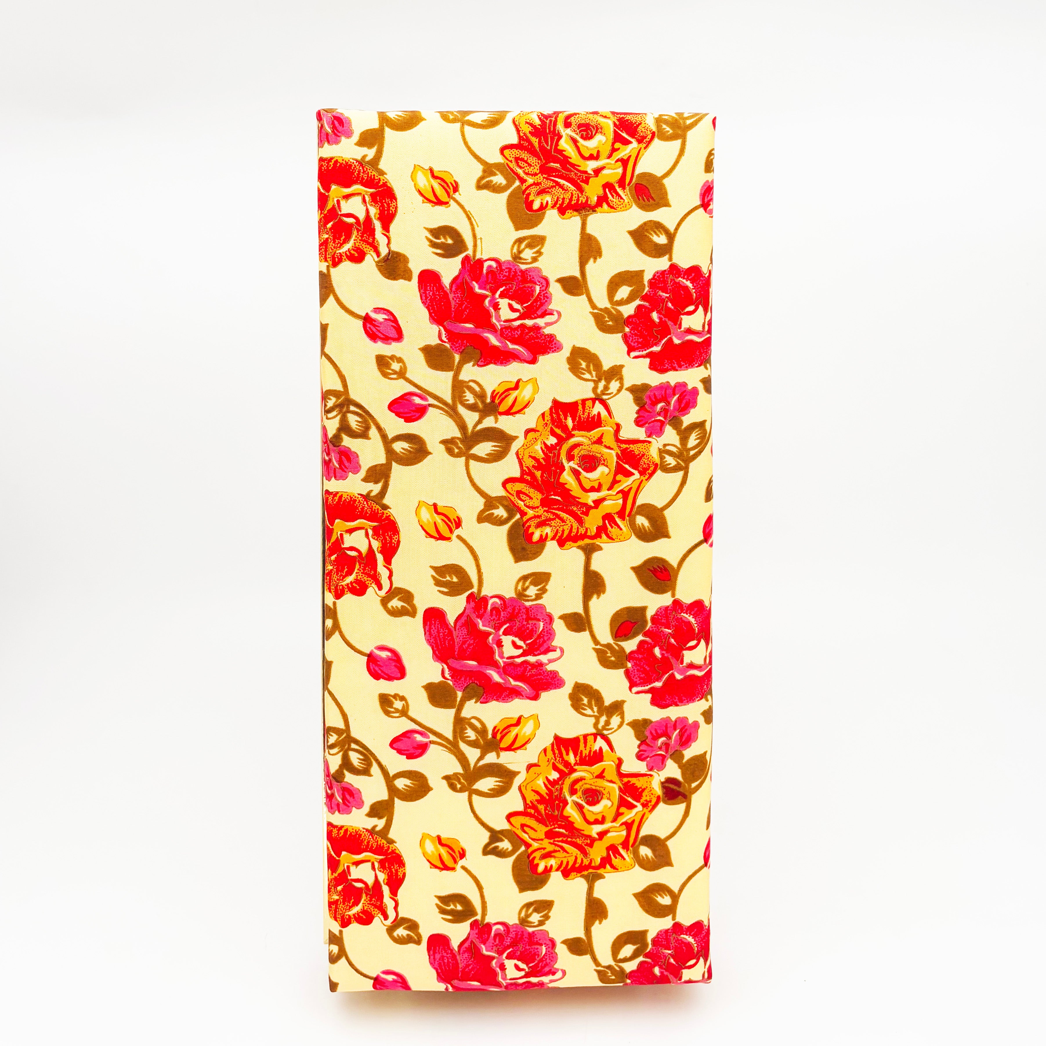 36 Piece Sweet Roses Silk Box