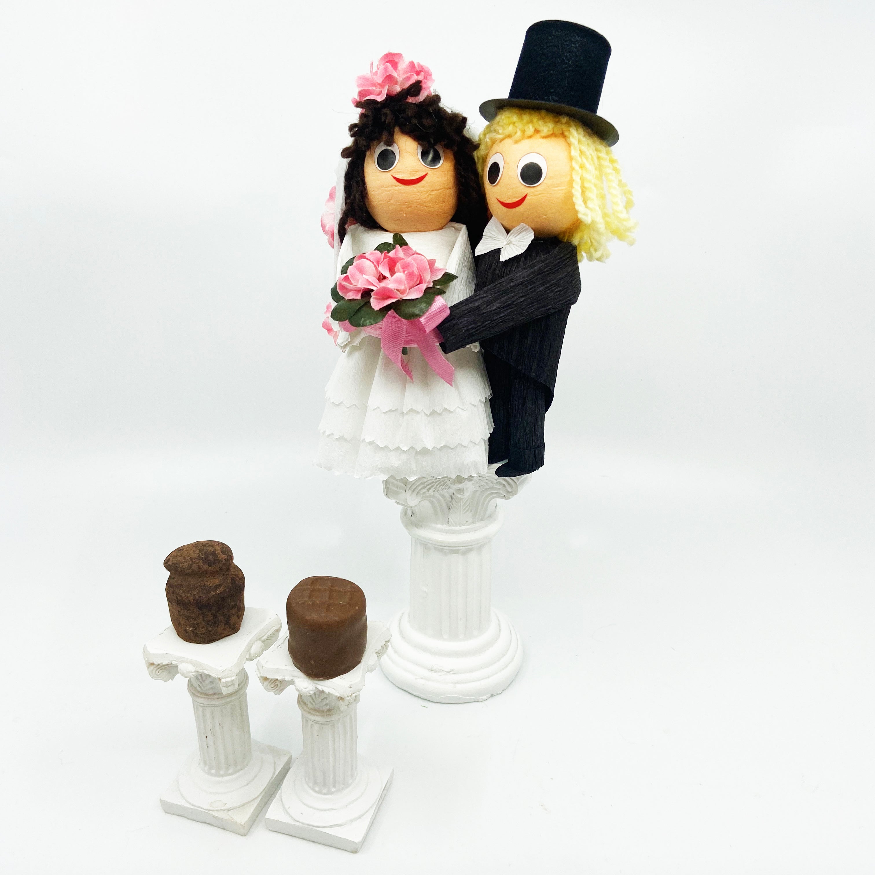 2 Piece Bride and Groom Truffle Box (2 Truffles)