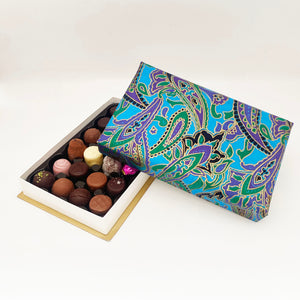 24 Piece Blue Green Paisley Silk Box